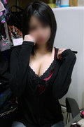 �����